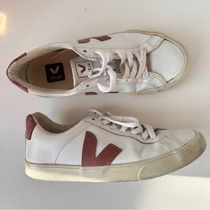 Veja Campo leather lace-up sneakers